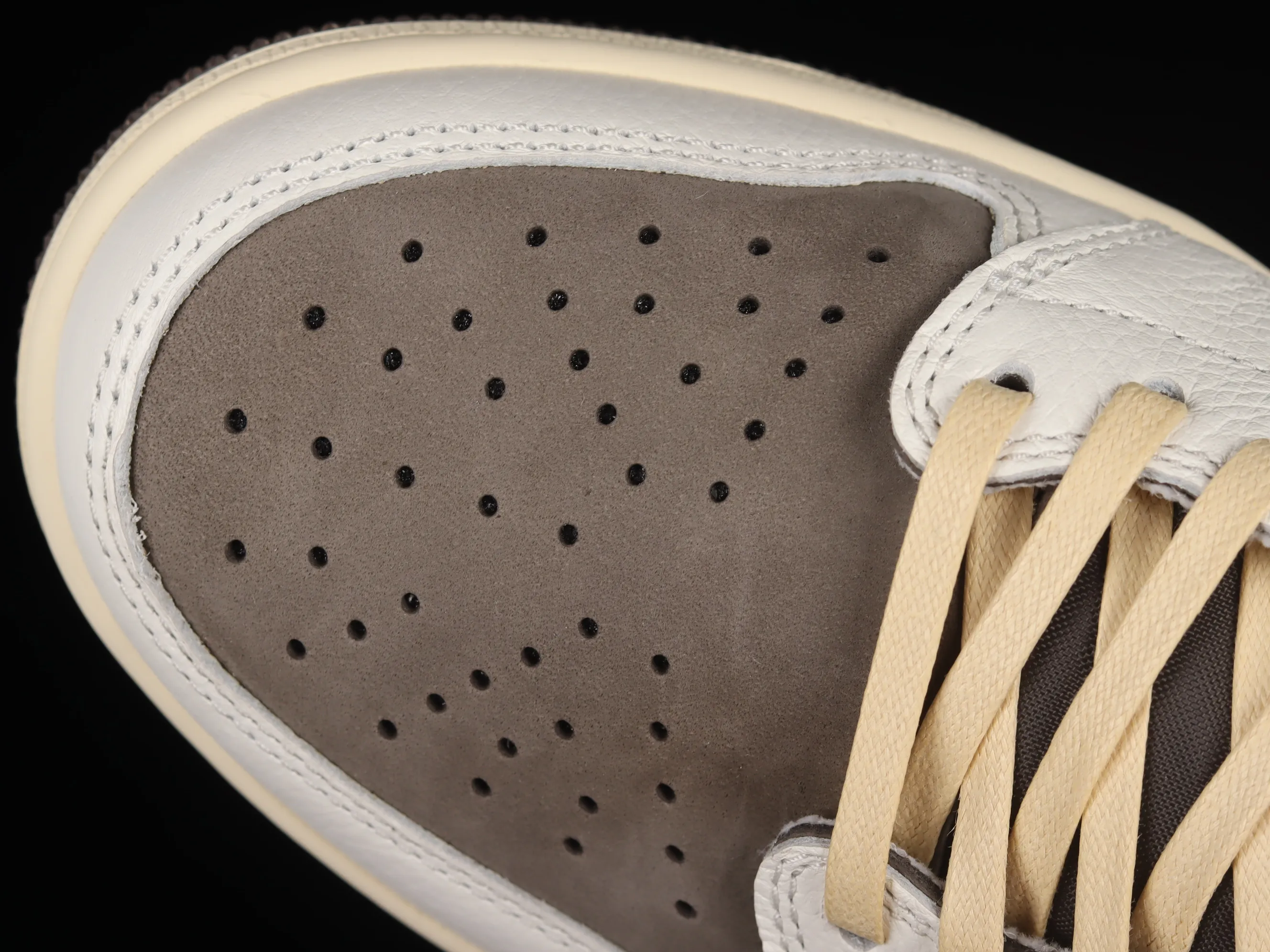All categories Air Jordan Jordan series basketball shoes Air Jordan 1 Low LW version Travis Scott x Air Jordan 1 Low OG "Reverse Mocha" AJ1 Joe 1 reverse mocha brown and white barb joint casual sports basketball shoes DM7866-162